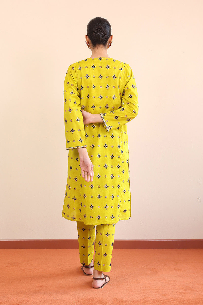 2- Piece Zarnigar