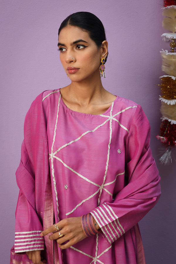 Mehfil-e- Zareen Suit