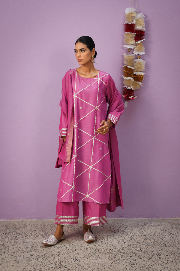 Mehfil-e- Zareen Suit