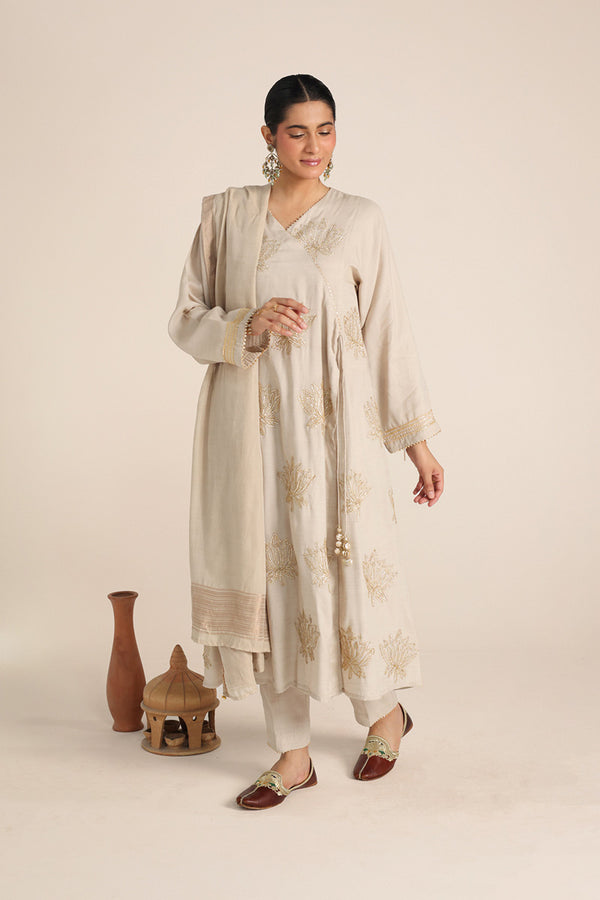 Zareen Kamal Dastan Suit