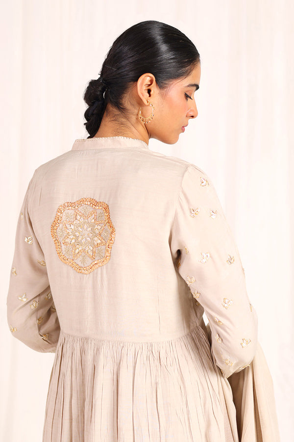 Zareen Gota Grace Suit