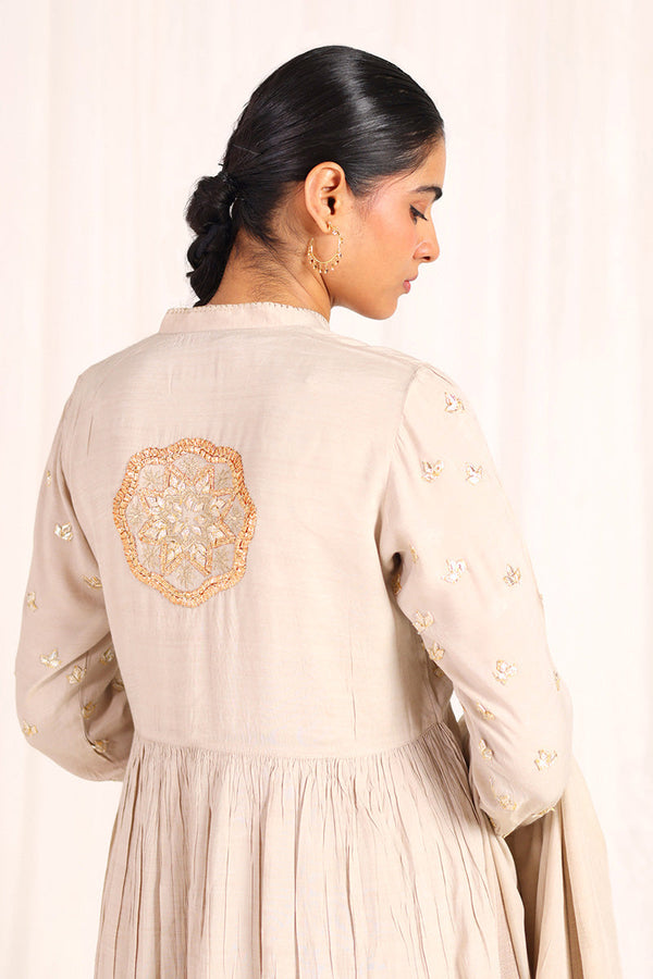 Zareen Gota Grace Suit