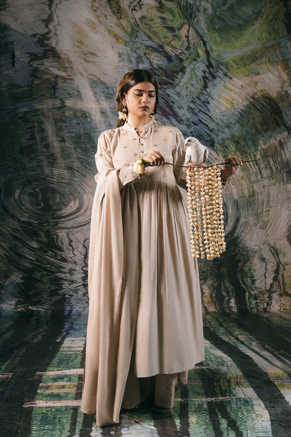 Zareen Gota Grace Suit