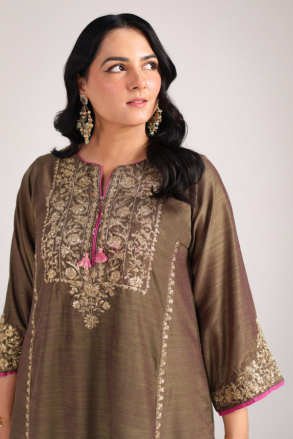 Shoukh Rang Dastaan Duo