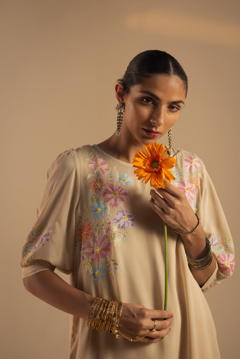 Hand-Crafted Blooms Set