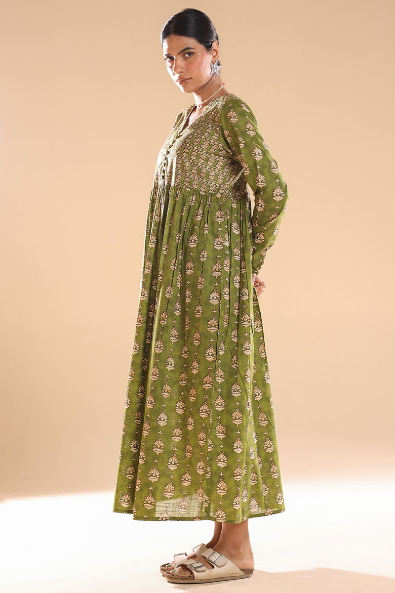 The Inlay Whisper Dress