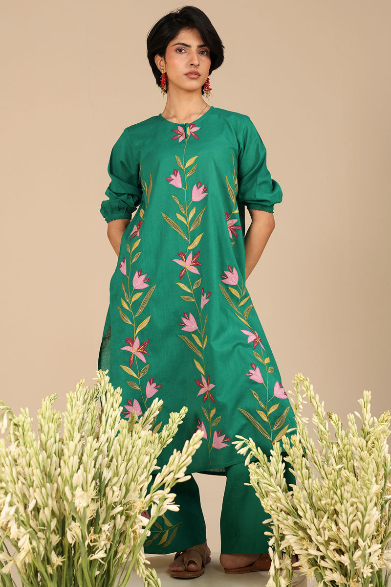 Embroidered Phool Kamala Set
