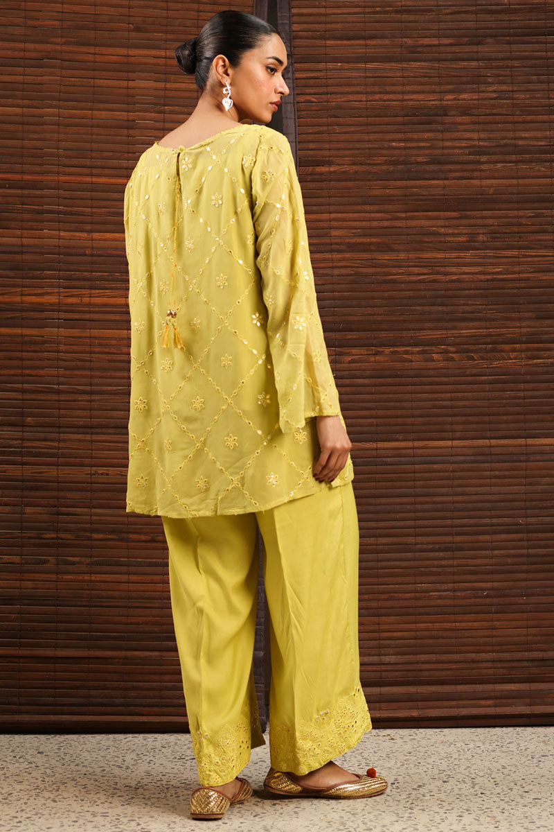 Panni Nur Set