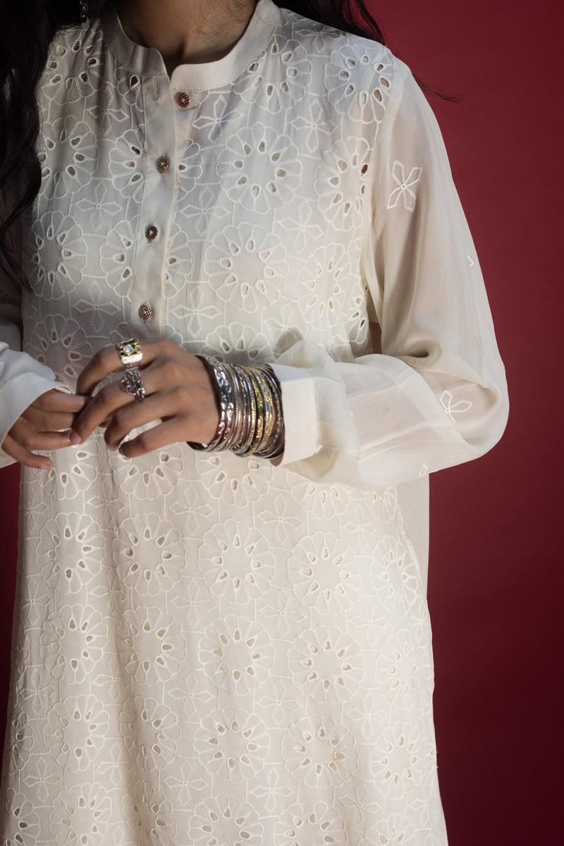 Ivory Schiffli Ensemble