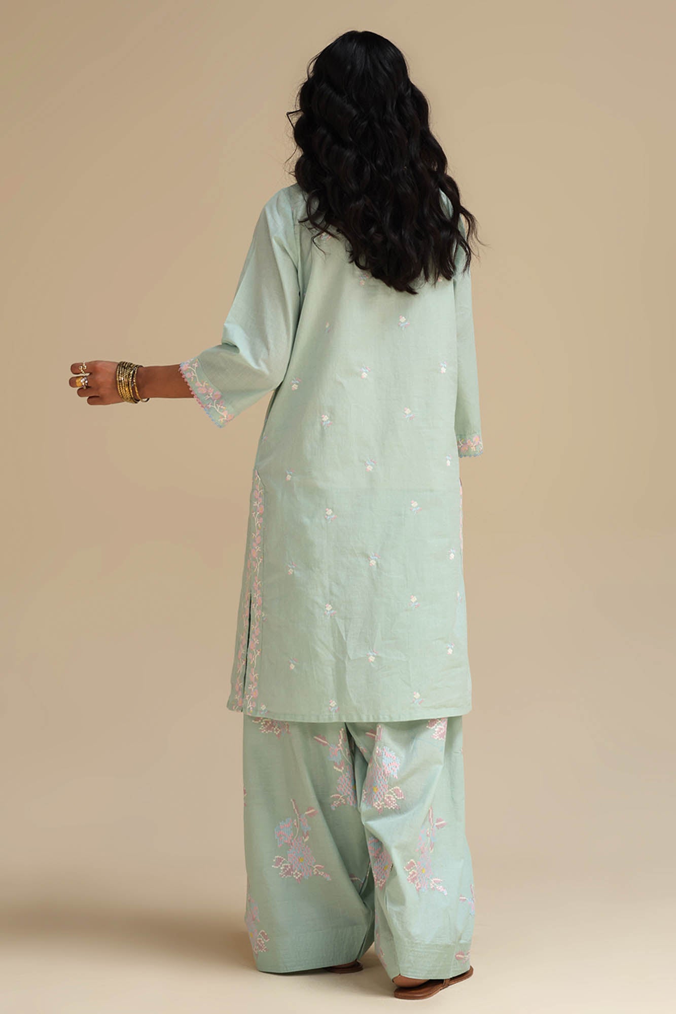 Meadow Bloom Embroidered Set