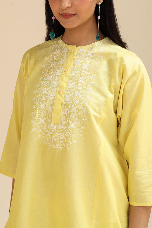 Primrose Embroidered Set