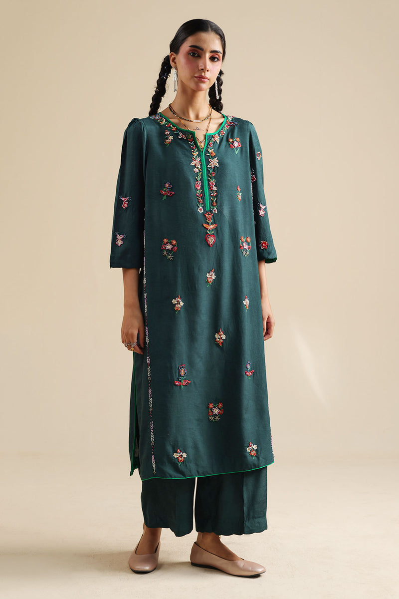 Gul-o-Rang Embroidered Set