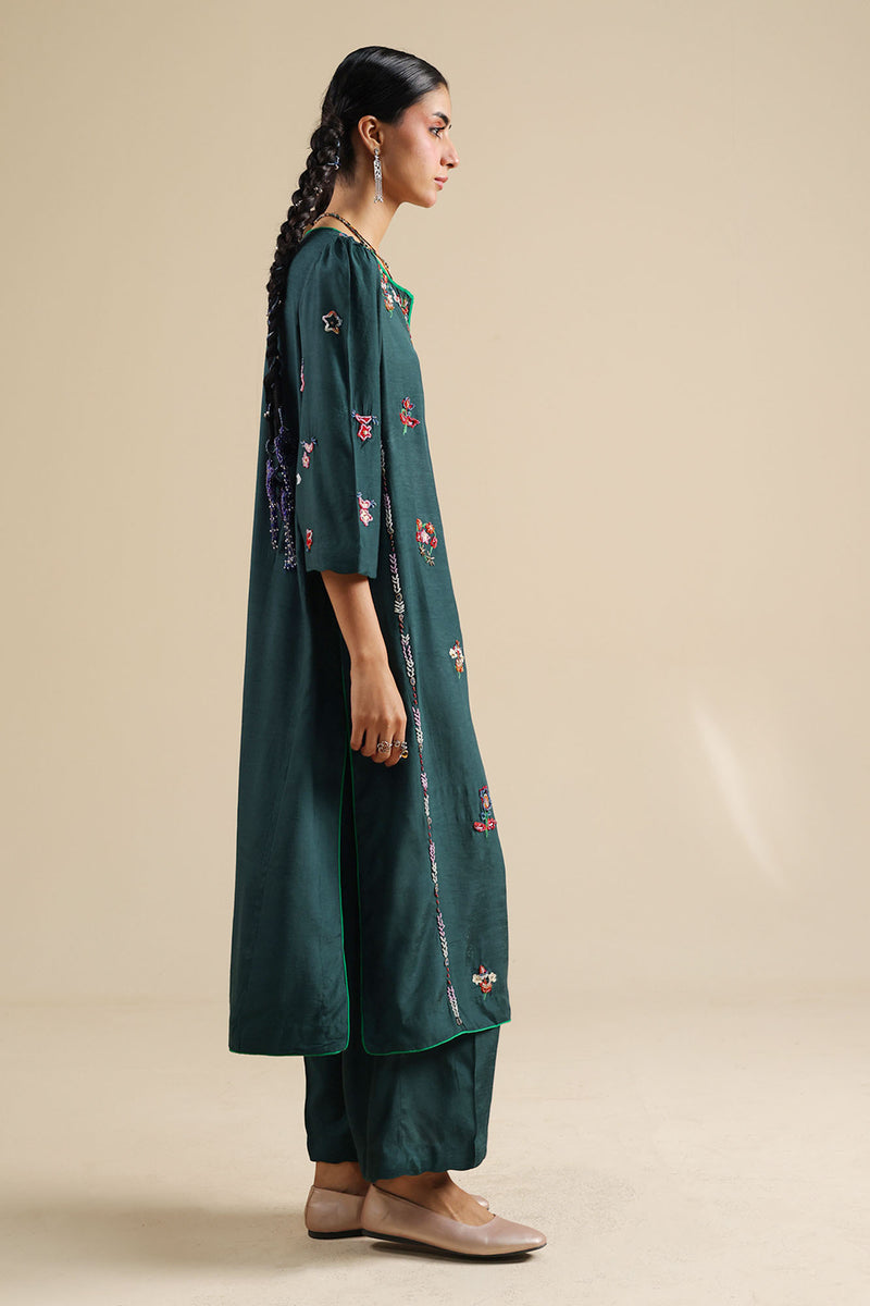 Gul-o-Rang Embroidered Set