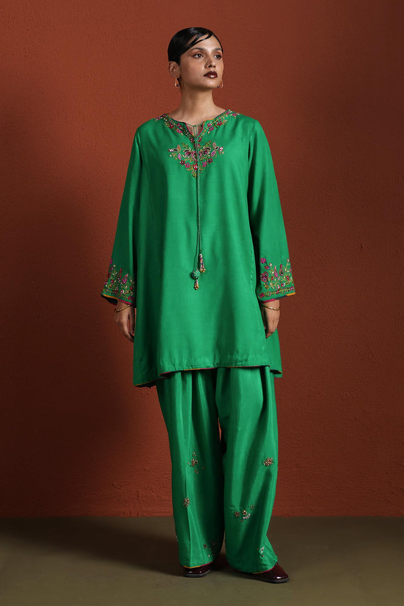 Dewdrop Embroidered Set