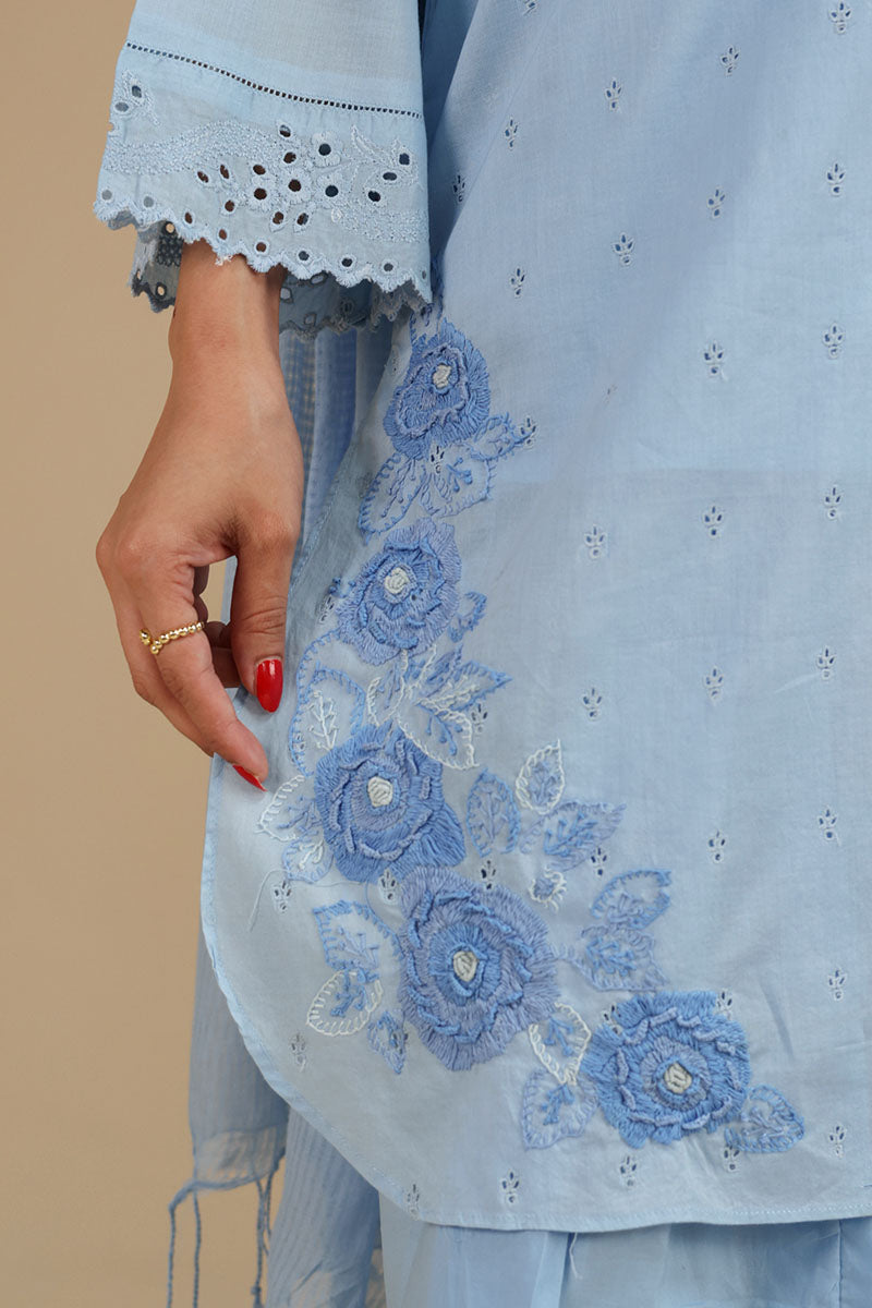 Embroidered Rosettes 3-Piece Suit