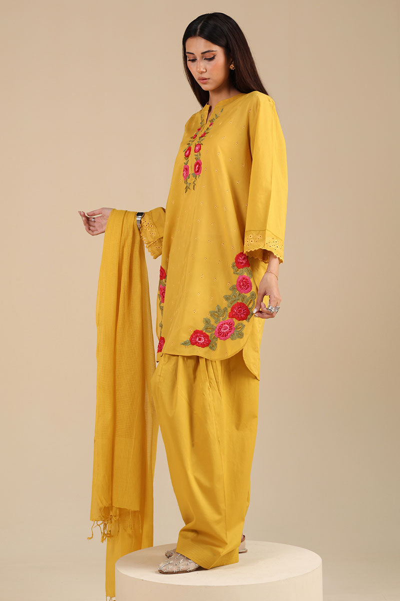 Embroidered Rosettes 3-Piece Suit