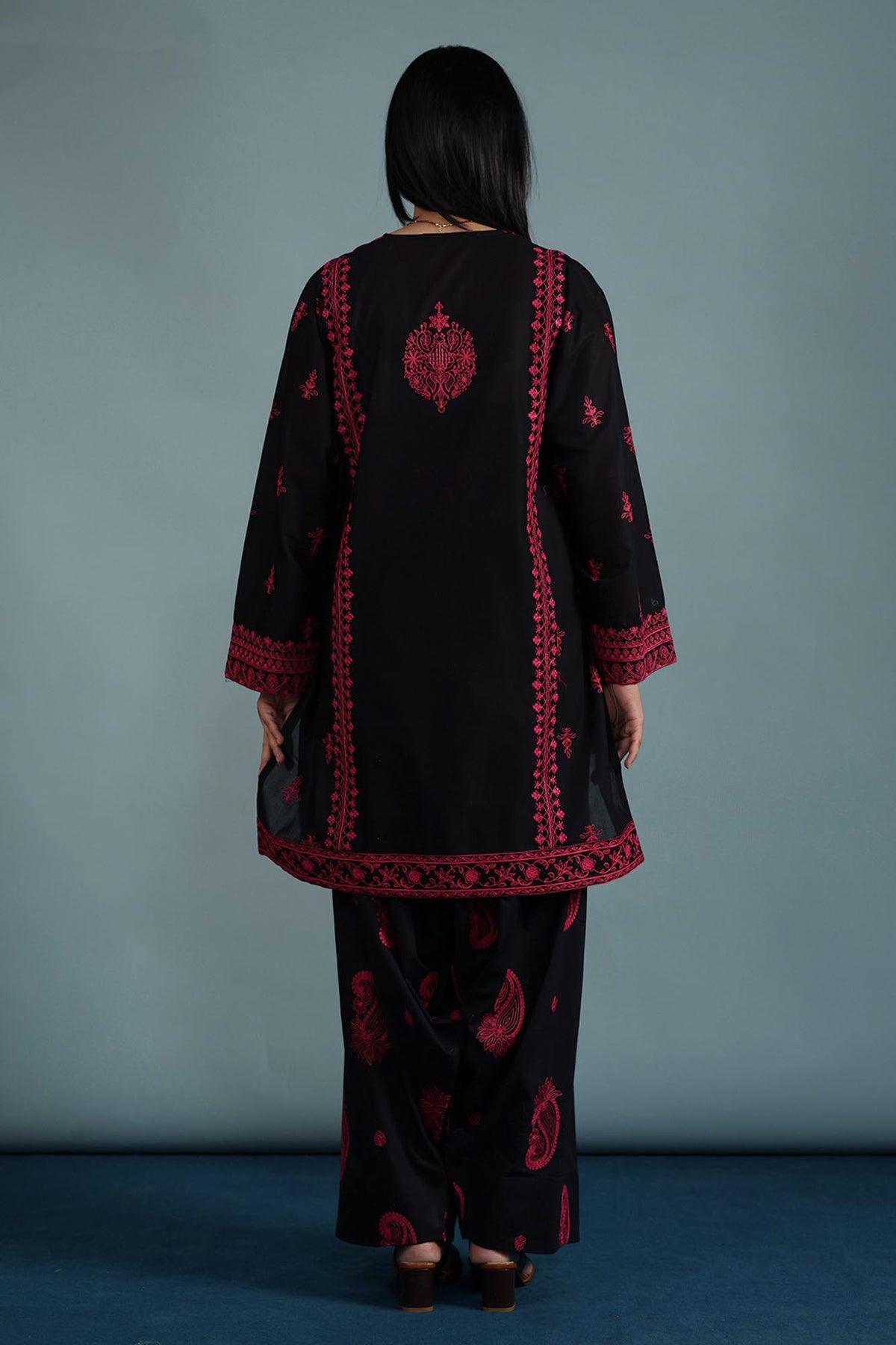 Phool Embroidered Set