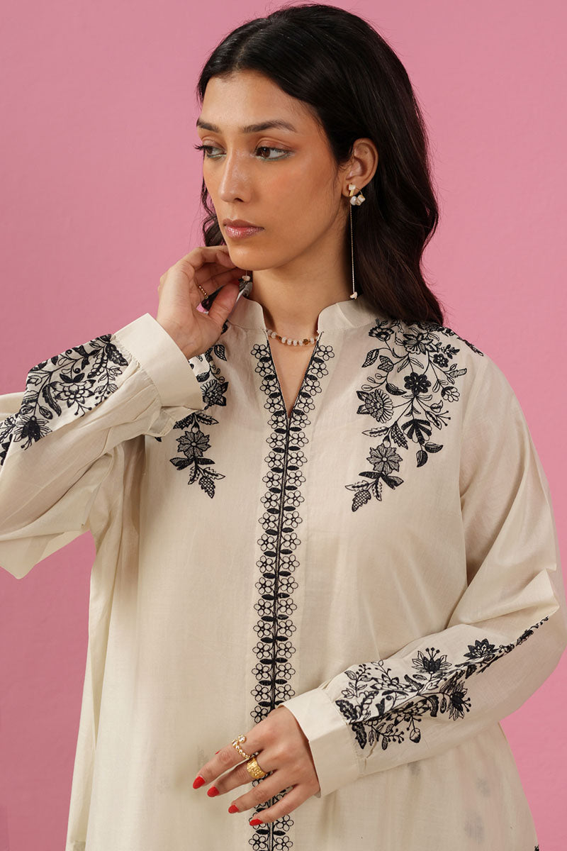 Embroidered Ivory Ink Set