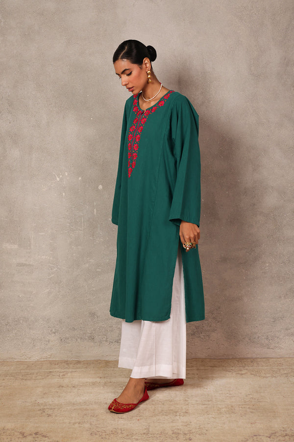 N K R Applique Ensemble