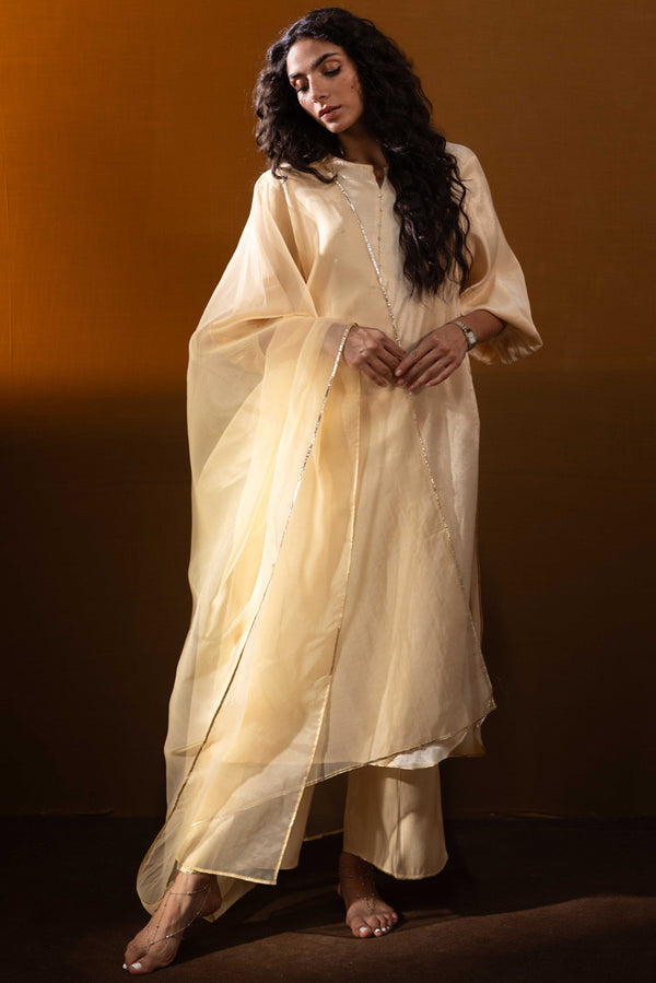 Golden Whisper 3-Piece Set