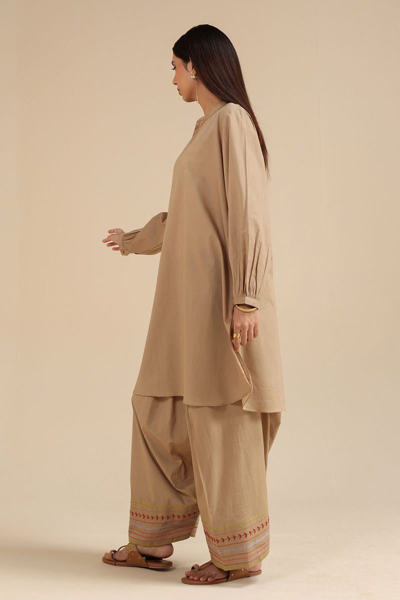 Hand-Embroidered Reverie Set