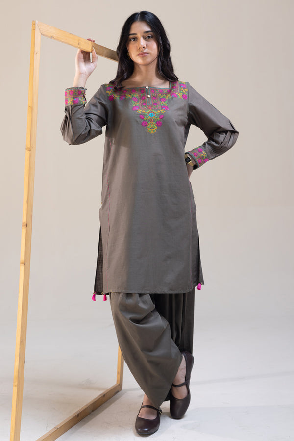 Pyari Paras Cross-Stitch Set