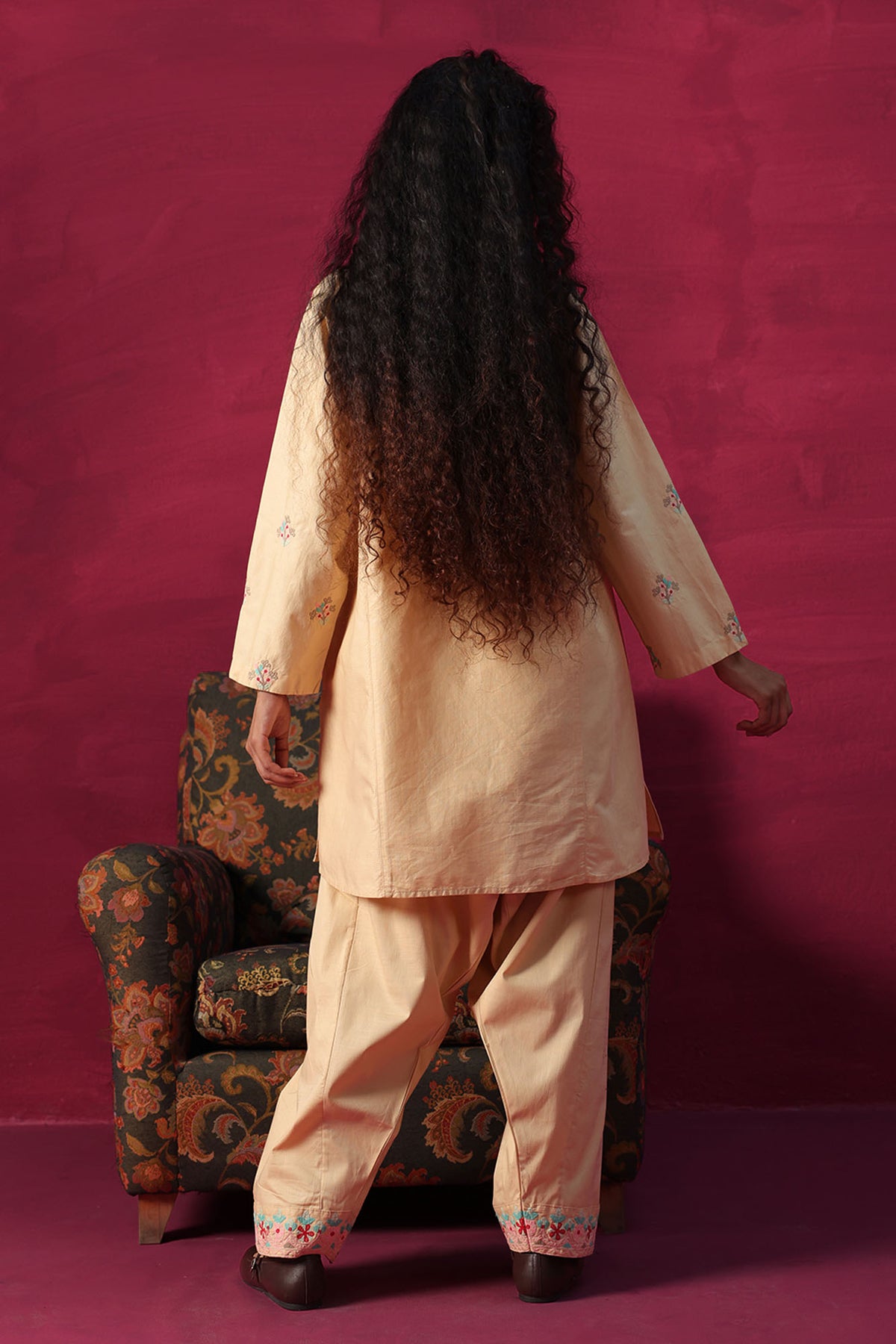 Aar Embroidered Set