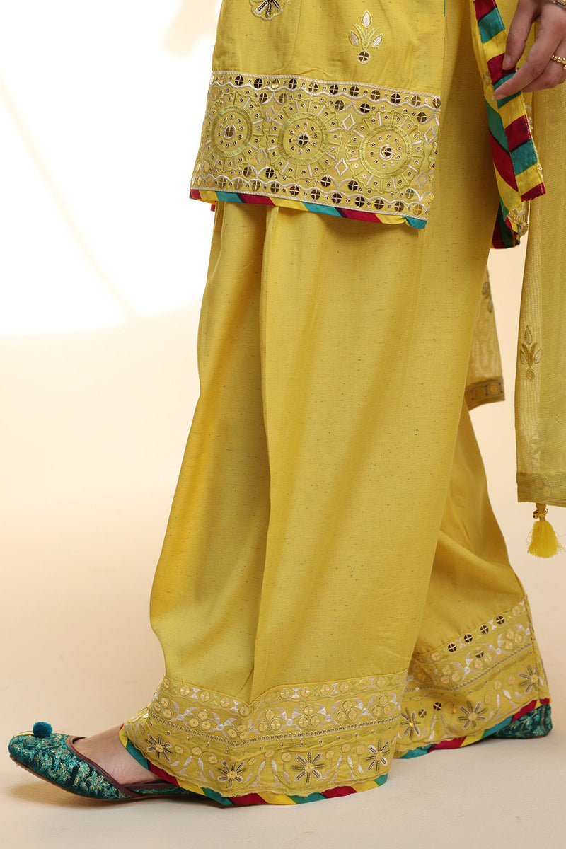 Zareen Embroidered 3-Piece Ensemble
