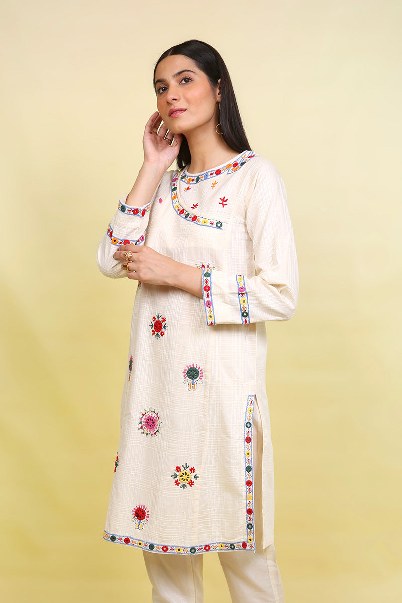 Kutch Montage Hand Embroidered Kurta