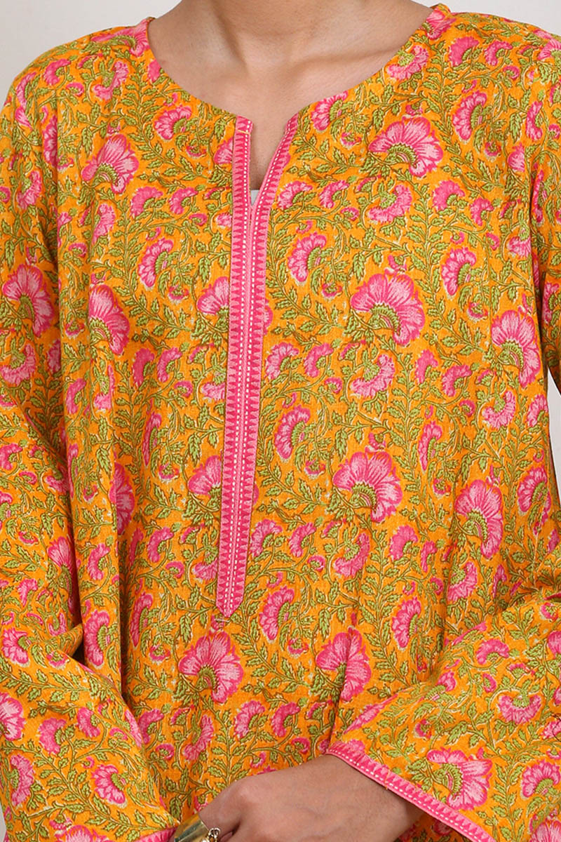 Carnation 2-Piece