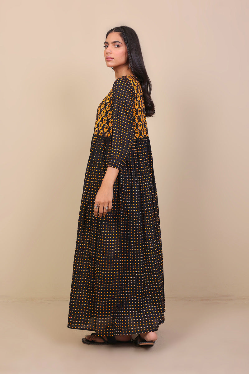 Saaya Dress