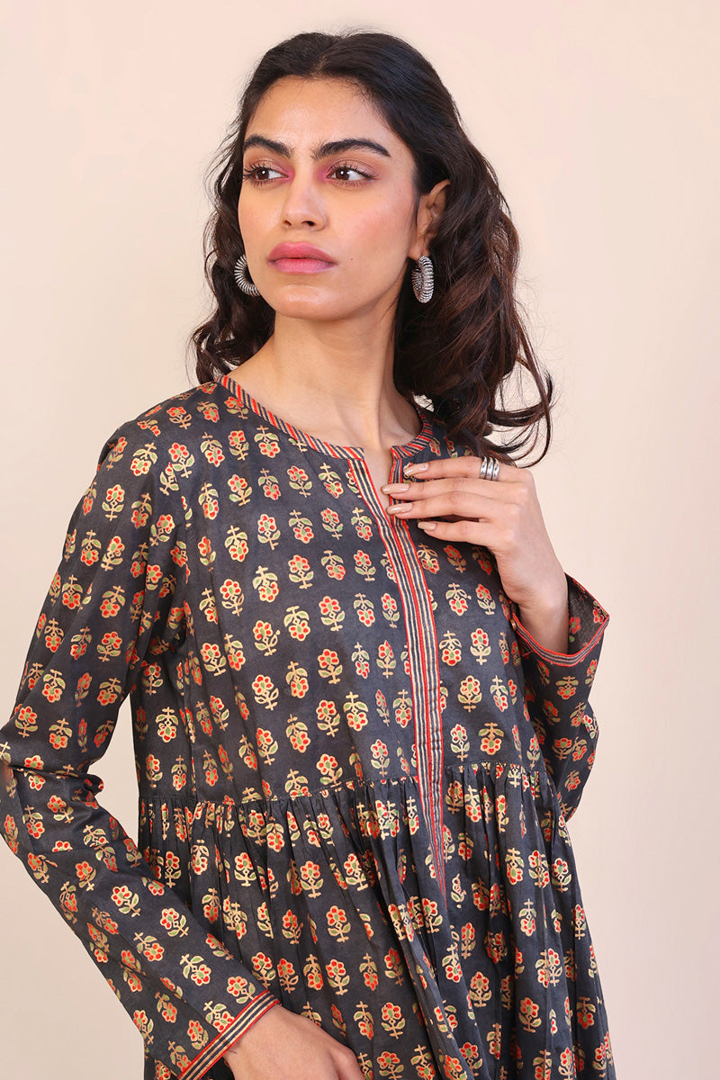 Sunehri Screen Printed