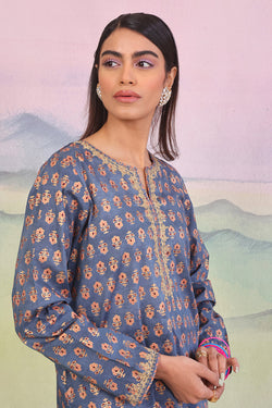 Sunehri Shalwar Kameez