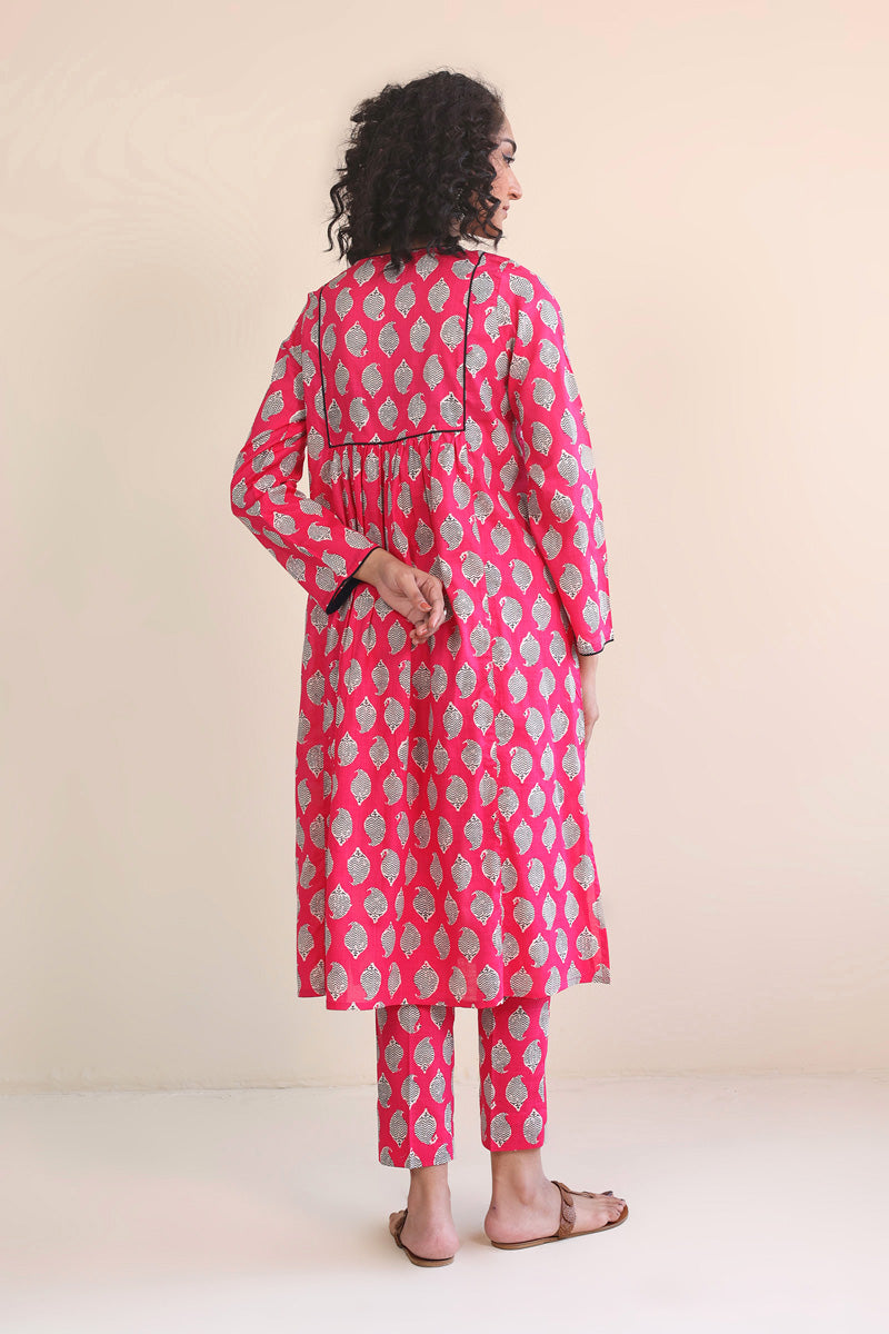 pink