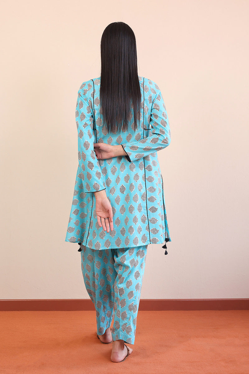2- Piece Paisley Block