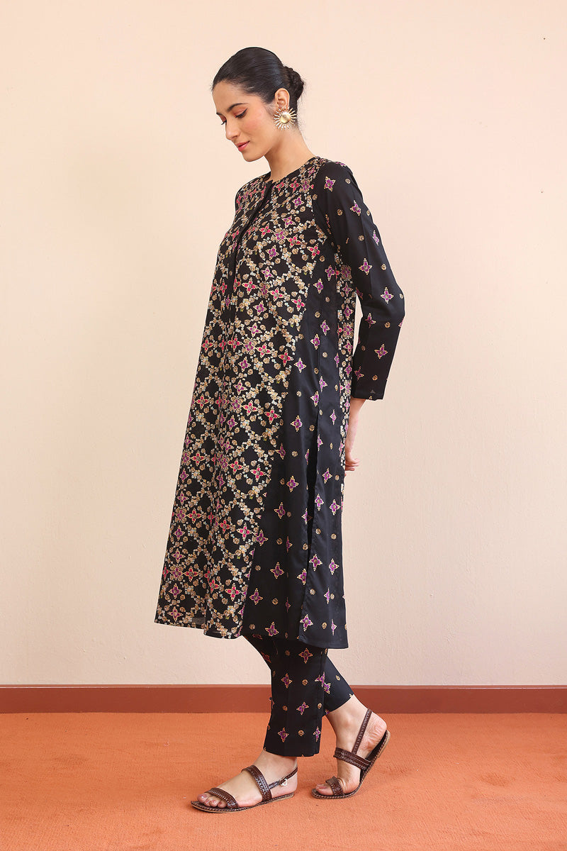 2- Piece Zarnigar