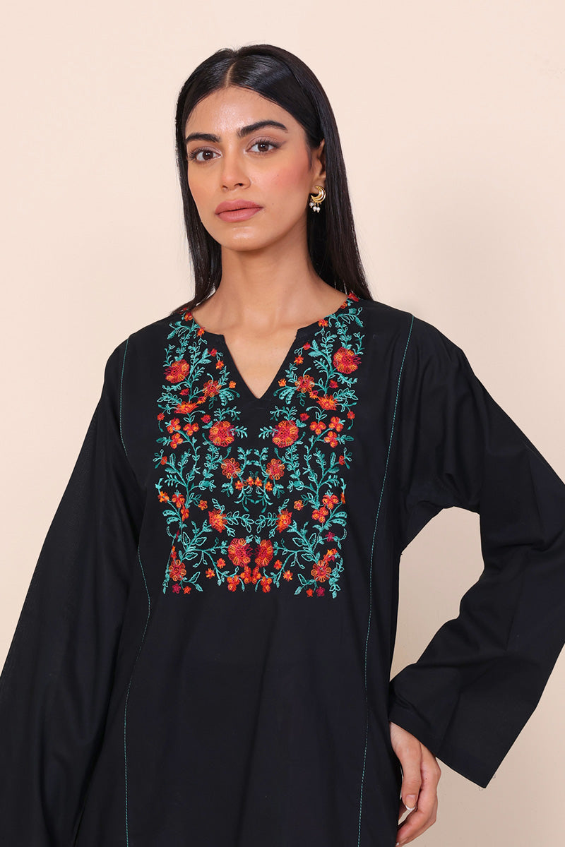 Gul Meena Embroidered Kurta