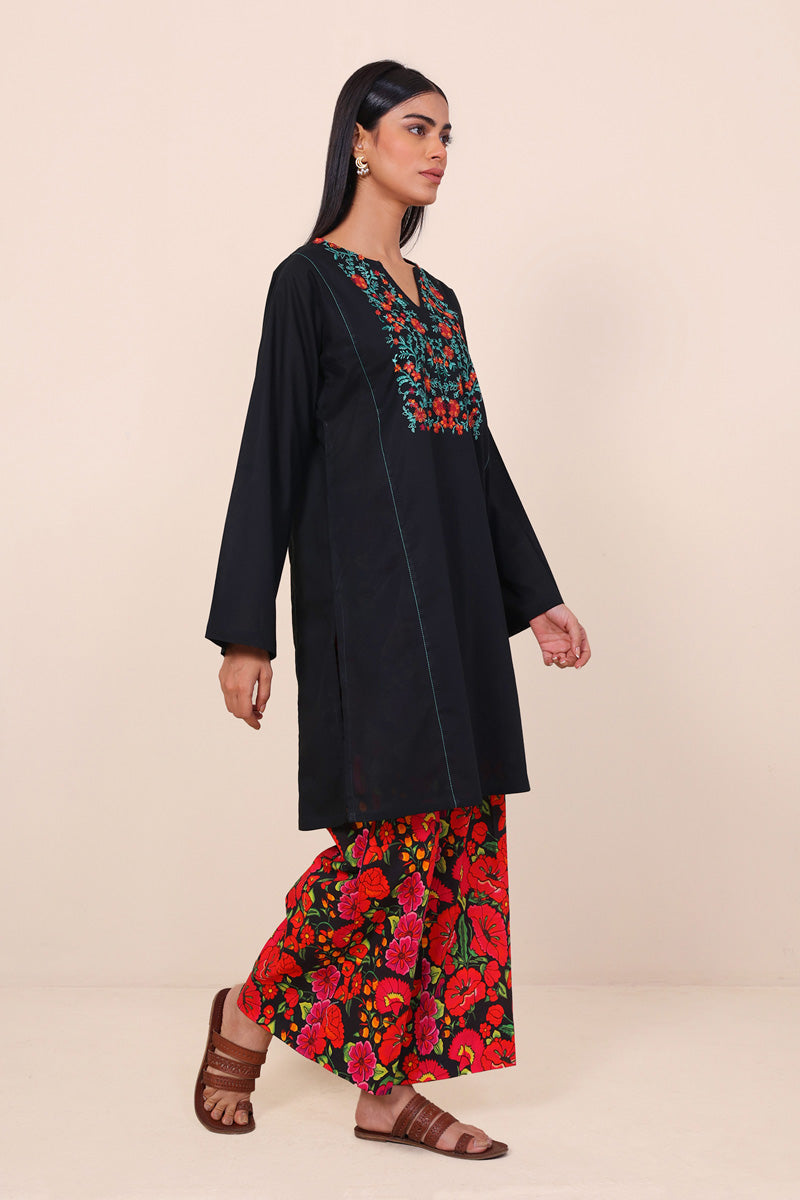 Gul Meena Embroidered Kurta