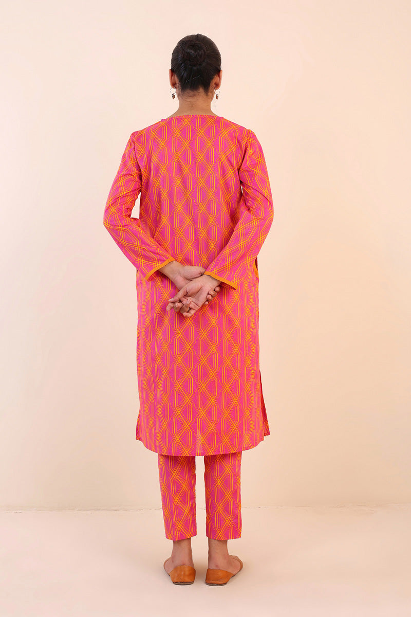 pink