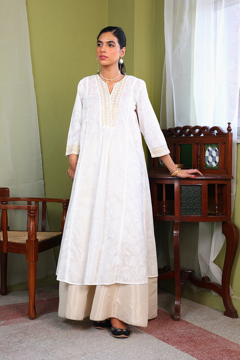 Kausar Panelled Kurta