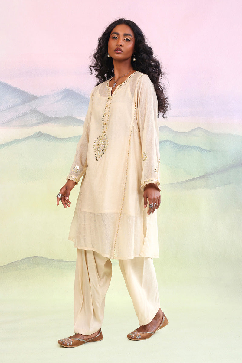 Nigar Kamdani 2-Piece Suit