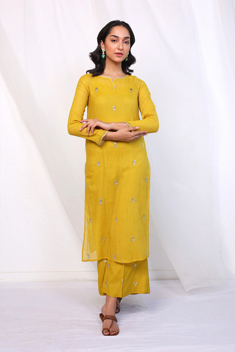 Nigar Suit