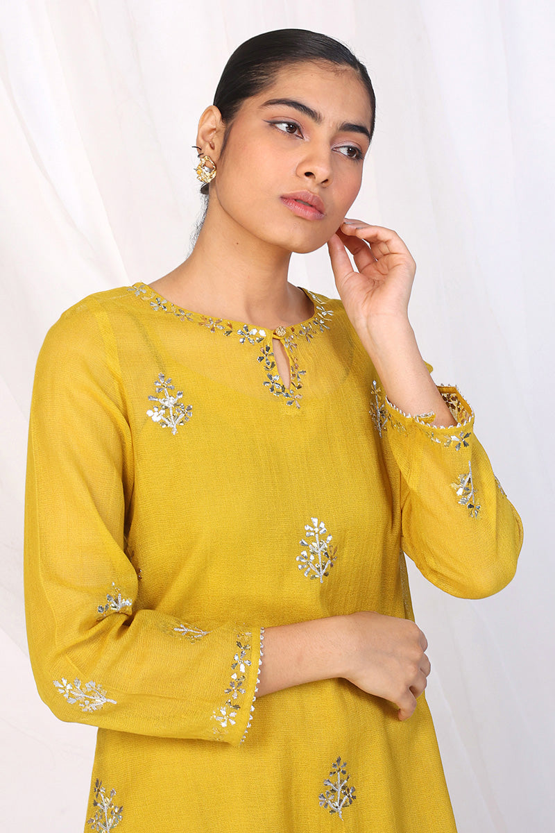 Nigar Kamdani set