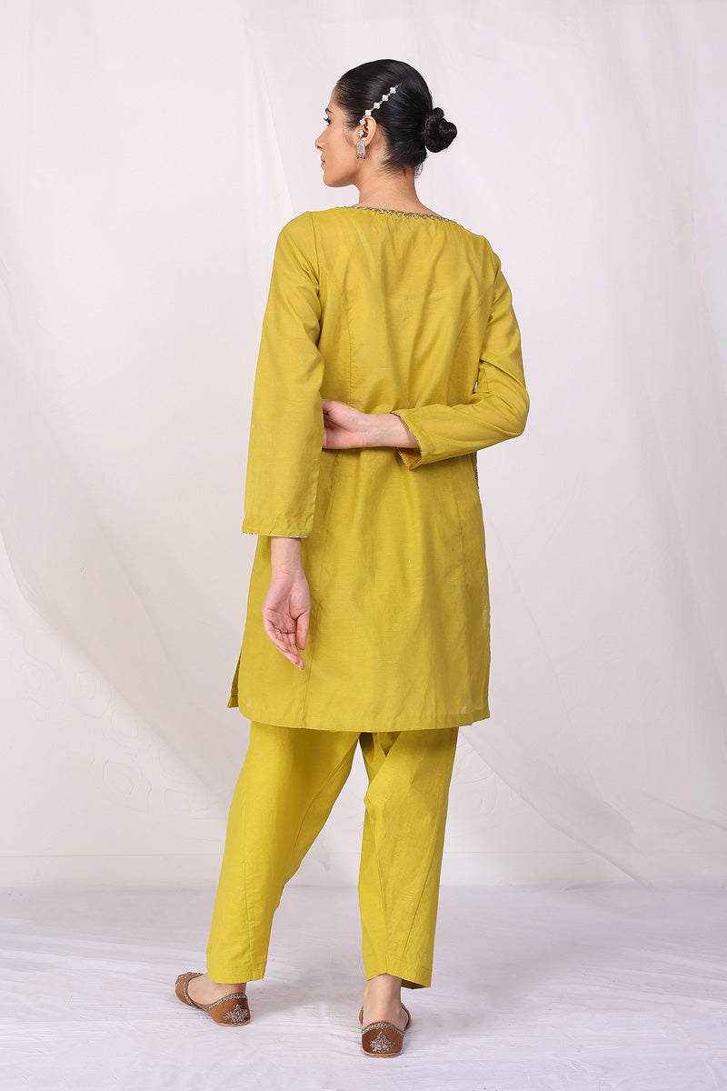 yellow