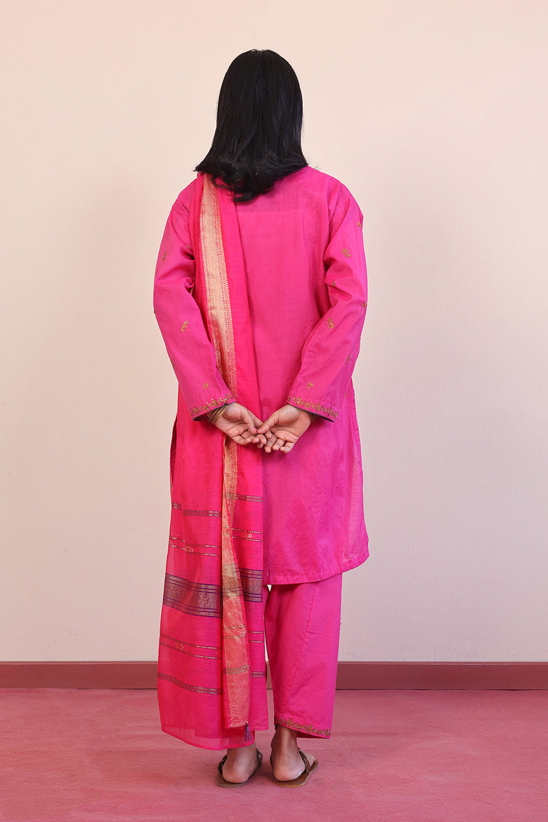 Aik Rang Suit