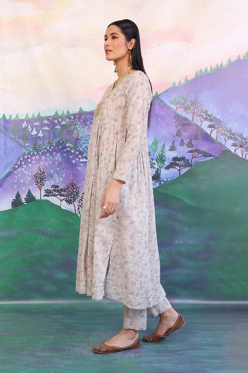 Timeless Romance Shimmery 3-Piece