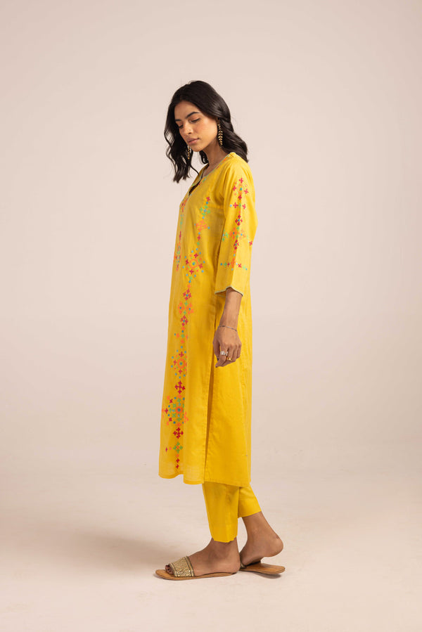 Rang Mahal Pure Stitches Ensemble