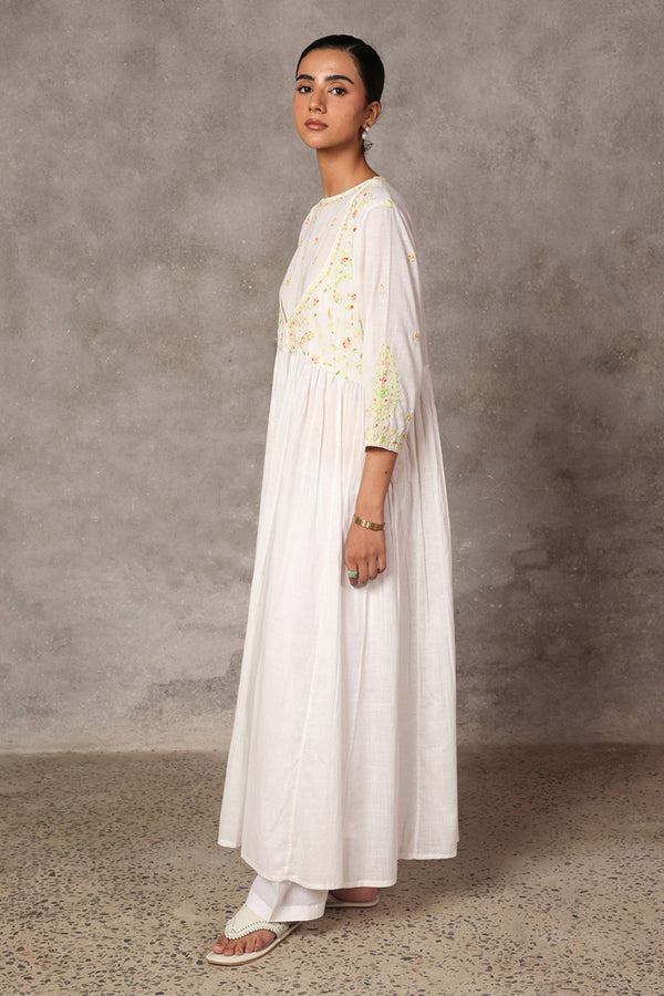 Hand Embroidered Waadi Set