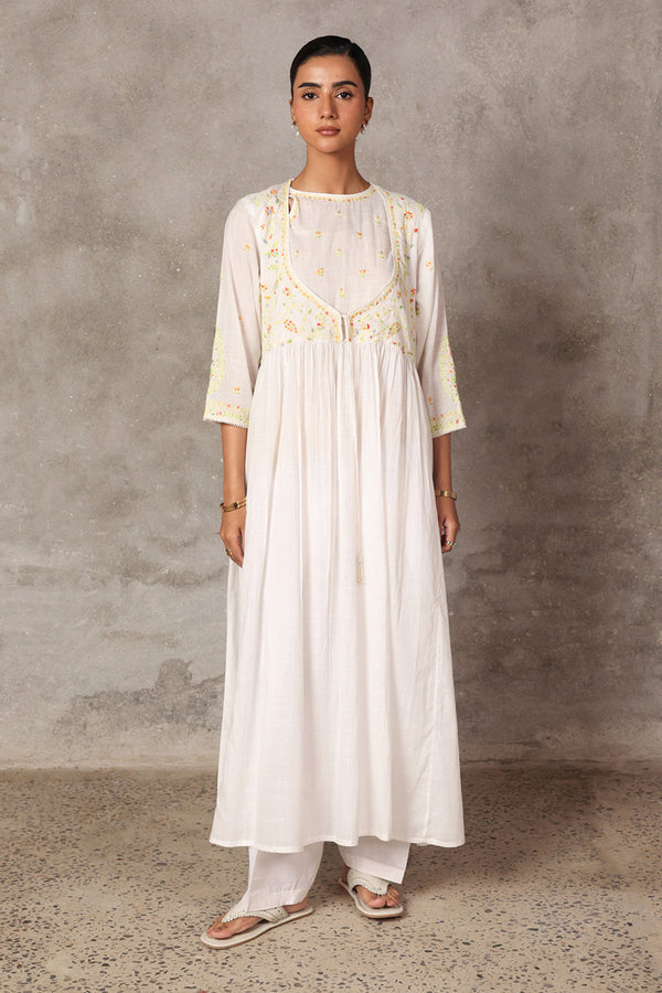 Hand Embroidered Waadi Set