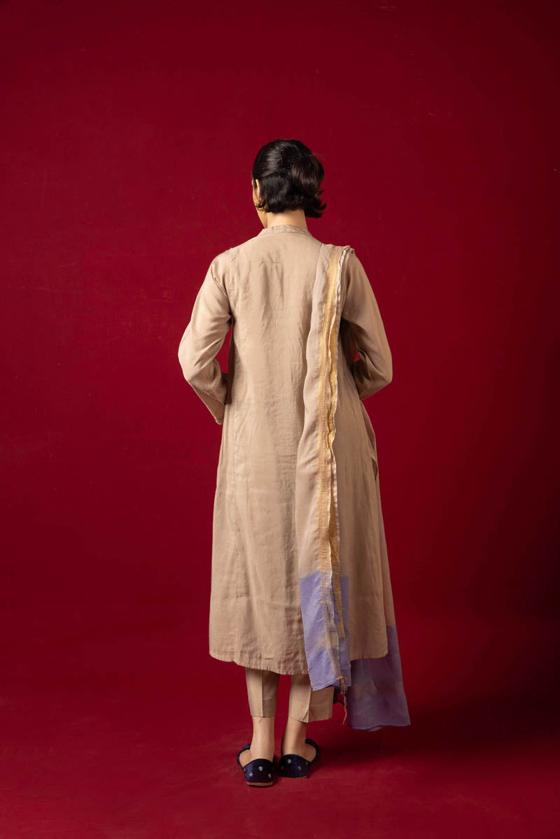 beige